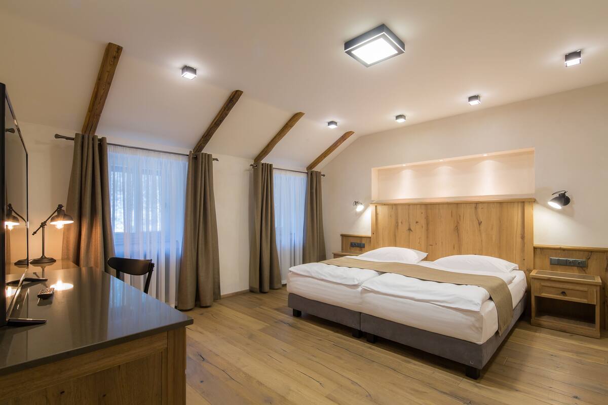 Literie de qualité supérieure, minibar, coffres-forts dans les chambres
