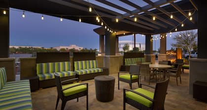 Home2 Suites by Hilton Glendale - Westgate