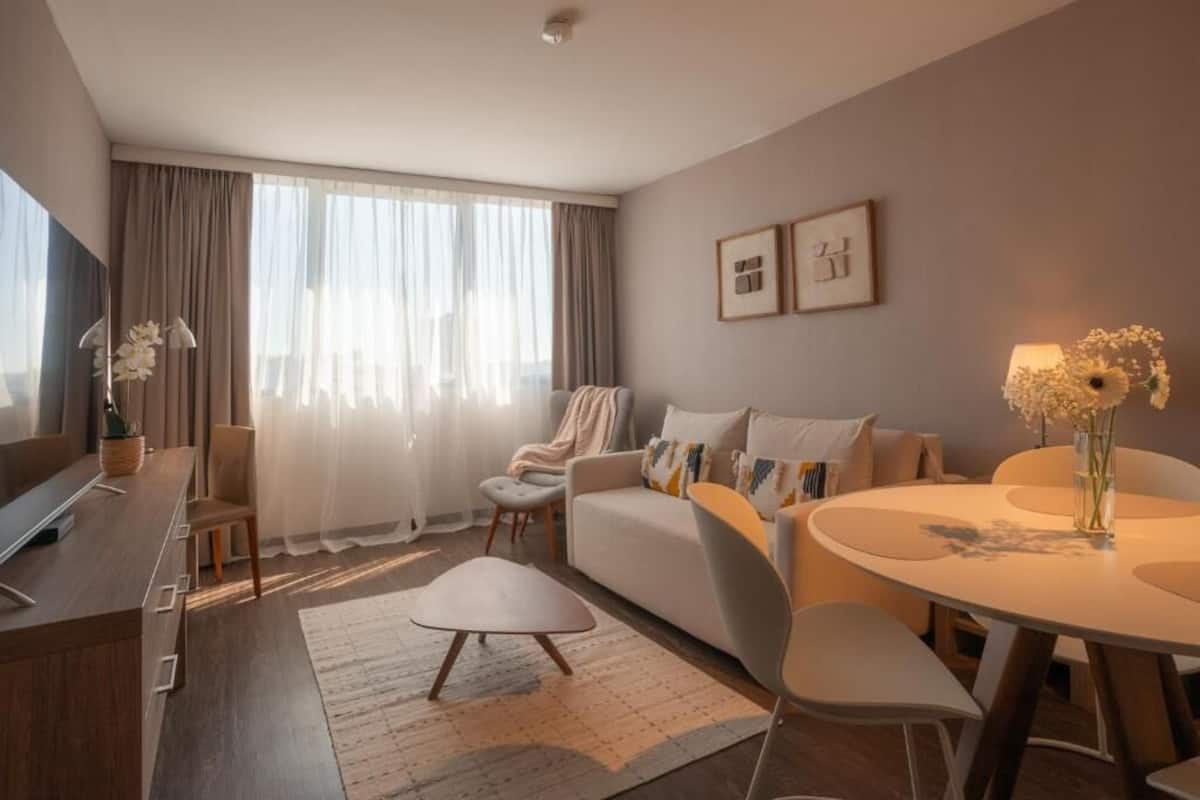 스위트 | 1 개의 침실, 고급 침구, 미니바, 객실 내 금고