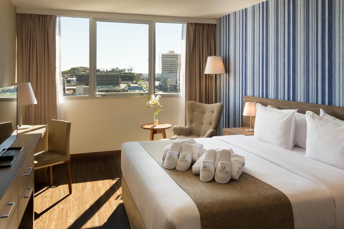 Premium bedding, minibar, in-room safe, desk