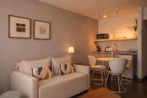 Suite | 1 slaapkamer, luxe beddengoed, een minibar, een kluis op de kamer
