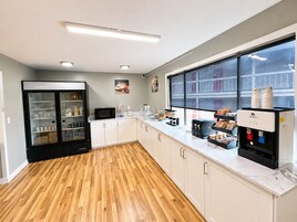 Desayuno continental incluido todos los días 