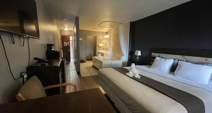 Sunnyside Inn & Suites