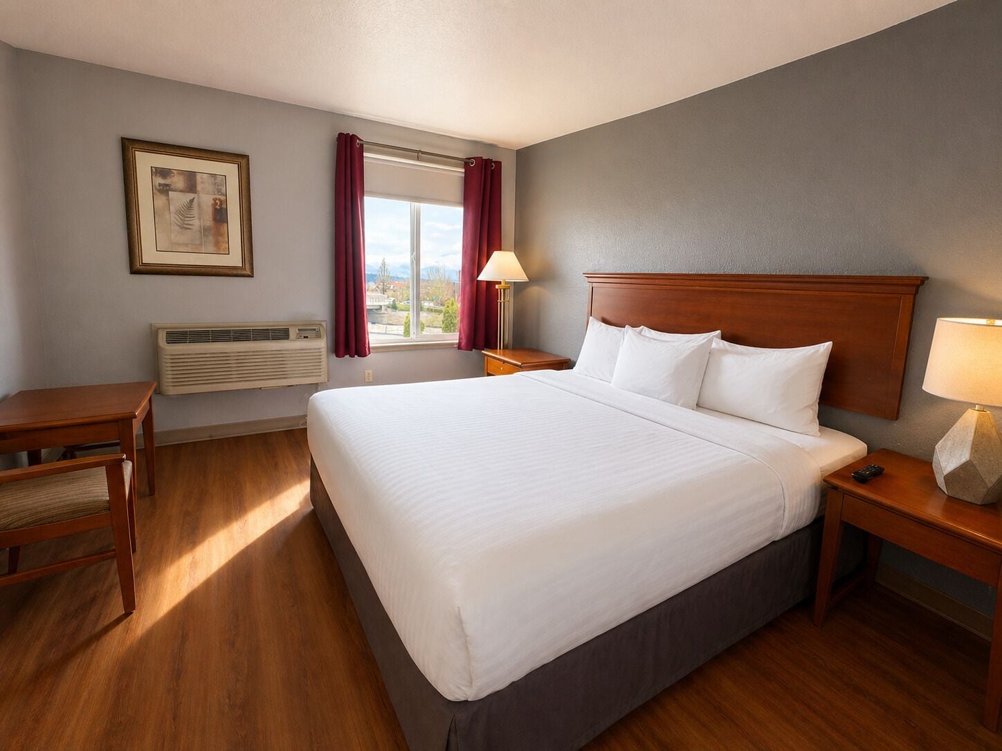 Standard Room, 1 King Bed (Single King) | Free WiFi, bed sheets