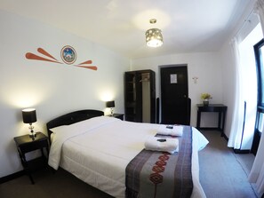 Basic Double Room | Iron/ironing board, free WiFi