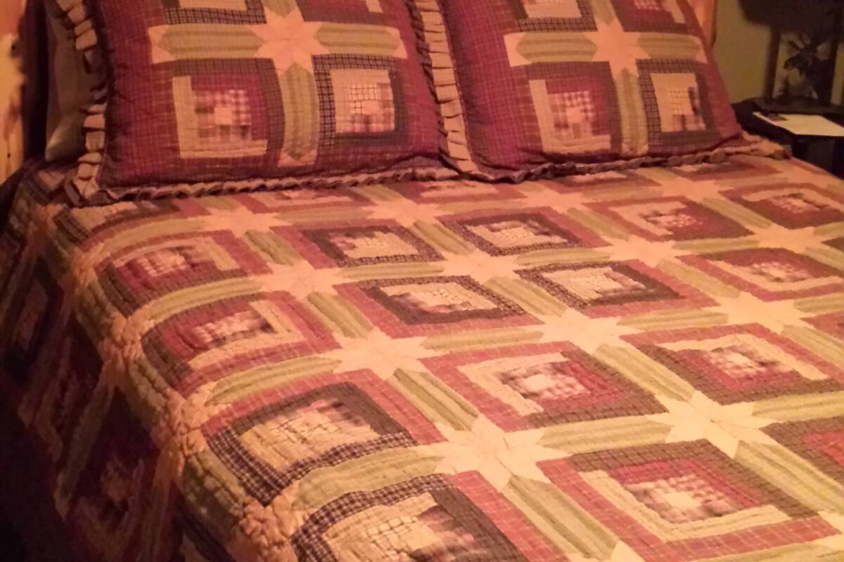 1 chambre, literie de qualité supérieure, fer et planche à repasser