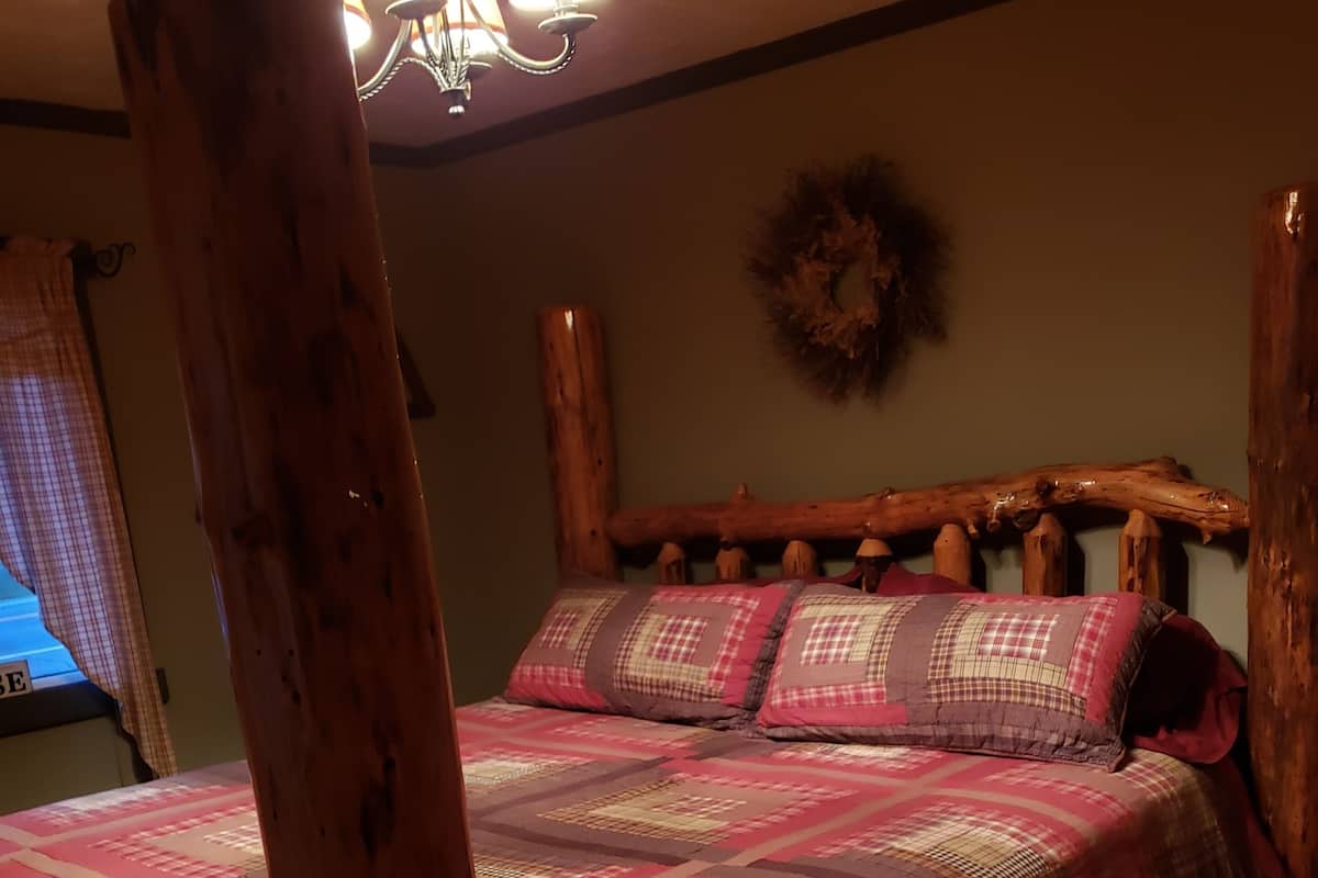 1 chambre, literie de qualité supérieure, fer et planche à repasser