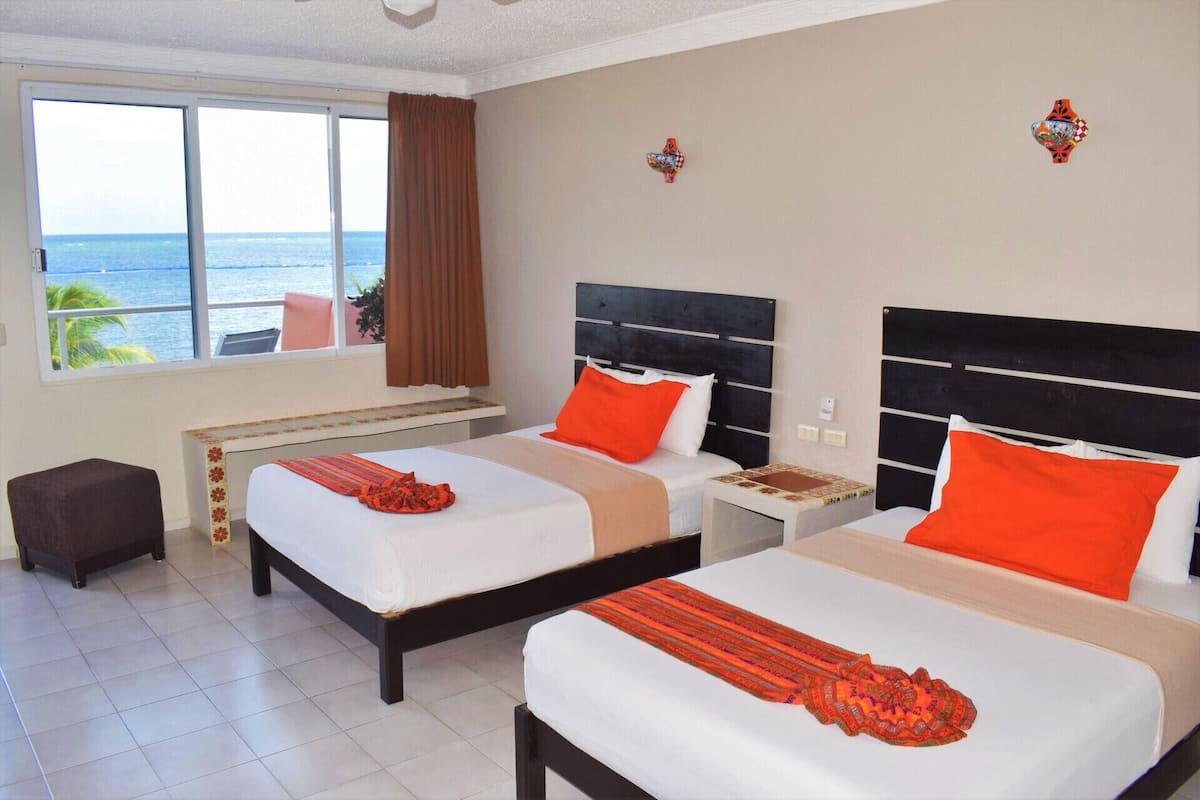 In-room safe, desk, bed sheets