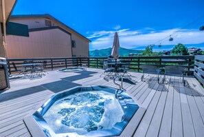 公寓客房 | 室外 Spa 池