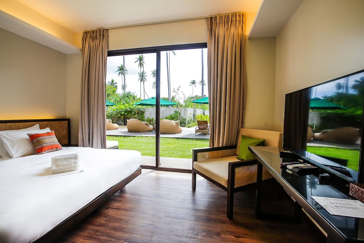 Deluxe Garden Room