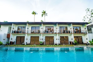 Outdoor pool - Casa Kalaw (El Nido)