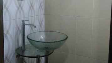 Wastafel kamar mandi