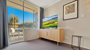 Comfort Studio | Living area