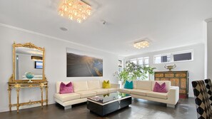 Reception - Expressotel (Napier)