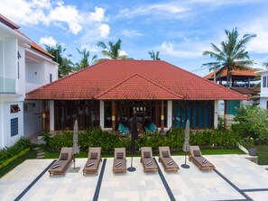 ヴィラ (Lebah II) | テラス / パティオ