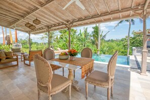 Boutique Suite Lebah Villa V with Pool | Terrace/patio - Lebah Villas (Ubud)
