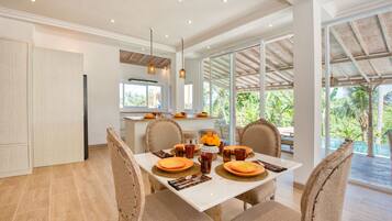 Servicio de comidas en la habitación