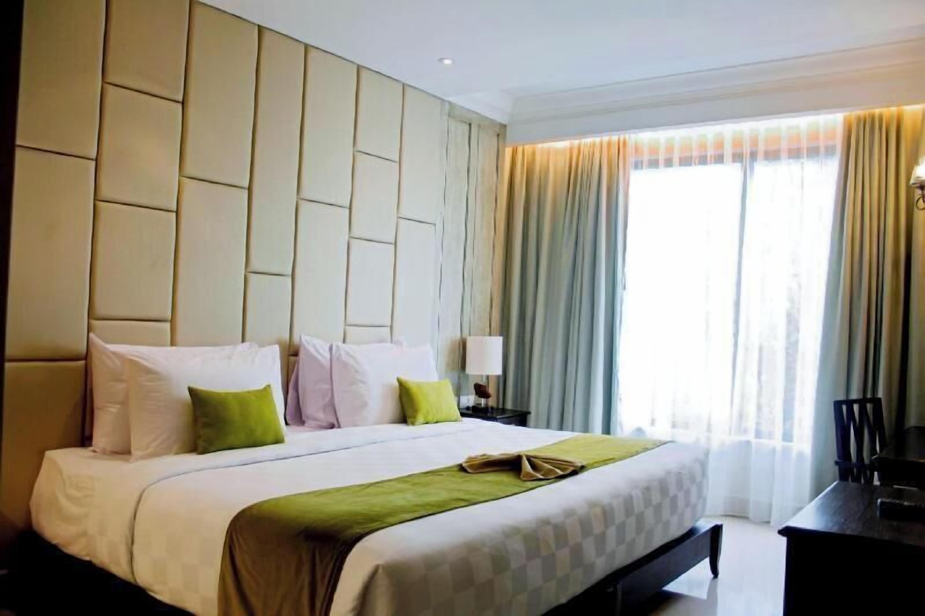 1 bedroom, premium bedding, in-room safe, individually decorated