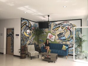 Reception hall - Bedbox Guesthouse & Hostel (Patong)