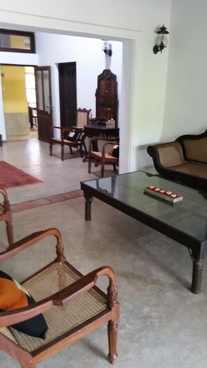 Villa (Hiddenside) | Wohnbereich