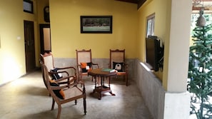 Lemon Grass | Living room