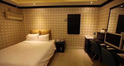 Theme 21 Motel