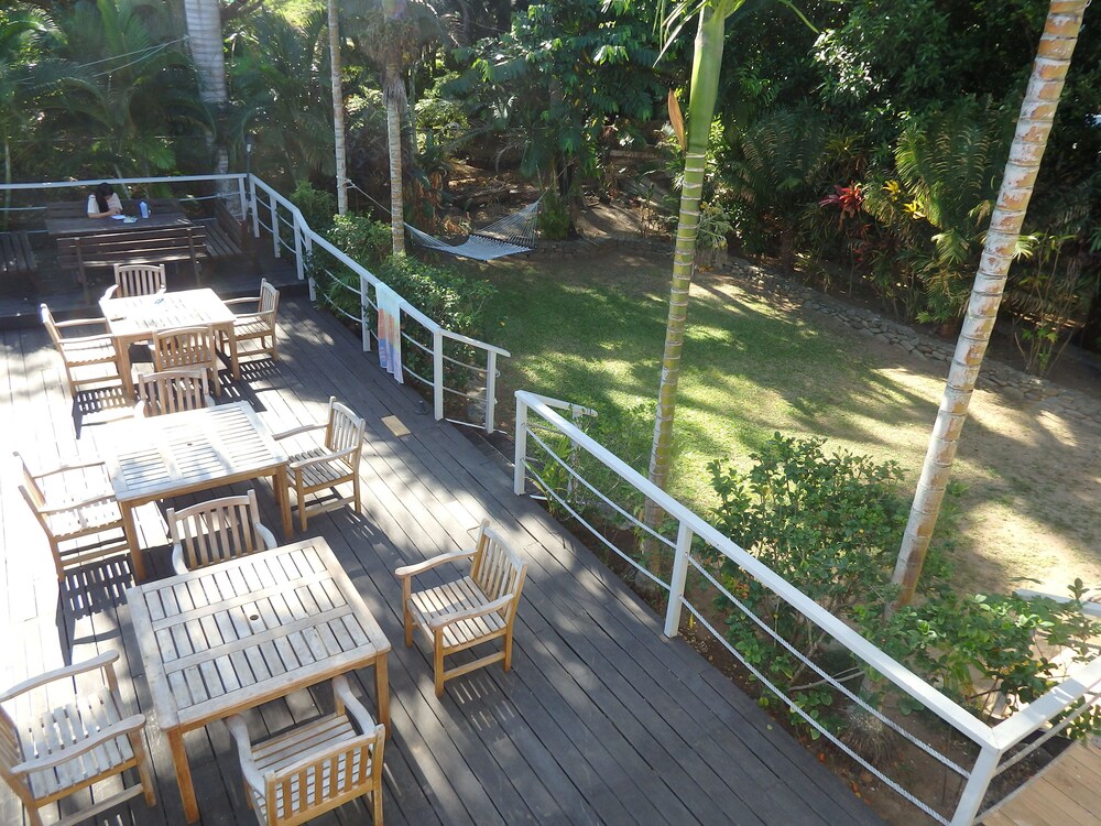 Bluewater Lodge by null