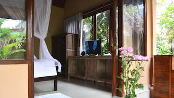 Chambre Standard, salle de bains privĂ©e, vue jardin | Ăquipements de la chambre