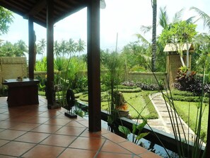 Terrace/patio - Telaga House (Ubud)
