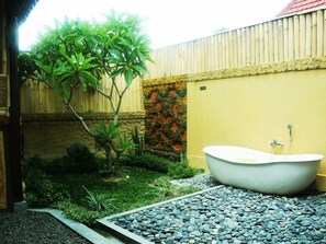 Room, 1 Bedroom (Ricefield View) | Bathroom | Combined shower/tub, free toiletries, towels - Telaga House (Ubud)