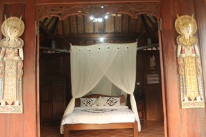 Interior detail - Telaga House (Ubud)