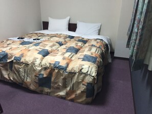 Desk, free WiFi, bed sheets - Shinseto Station Hotel (Seto)