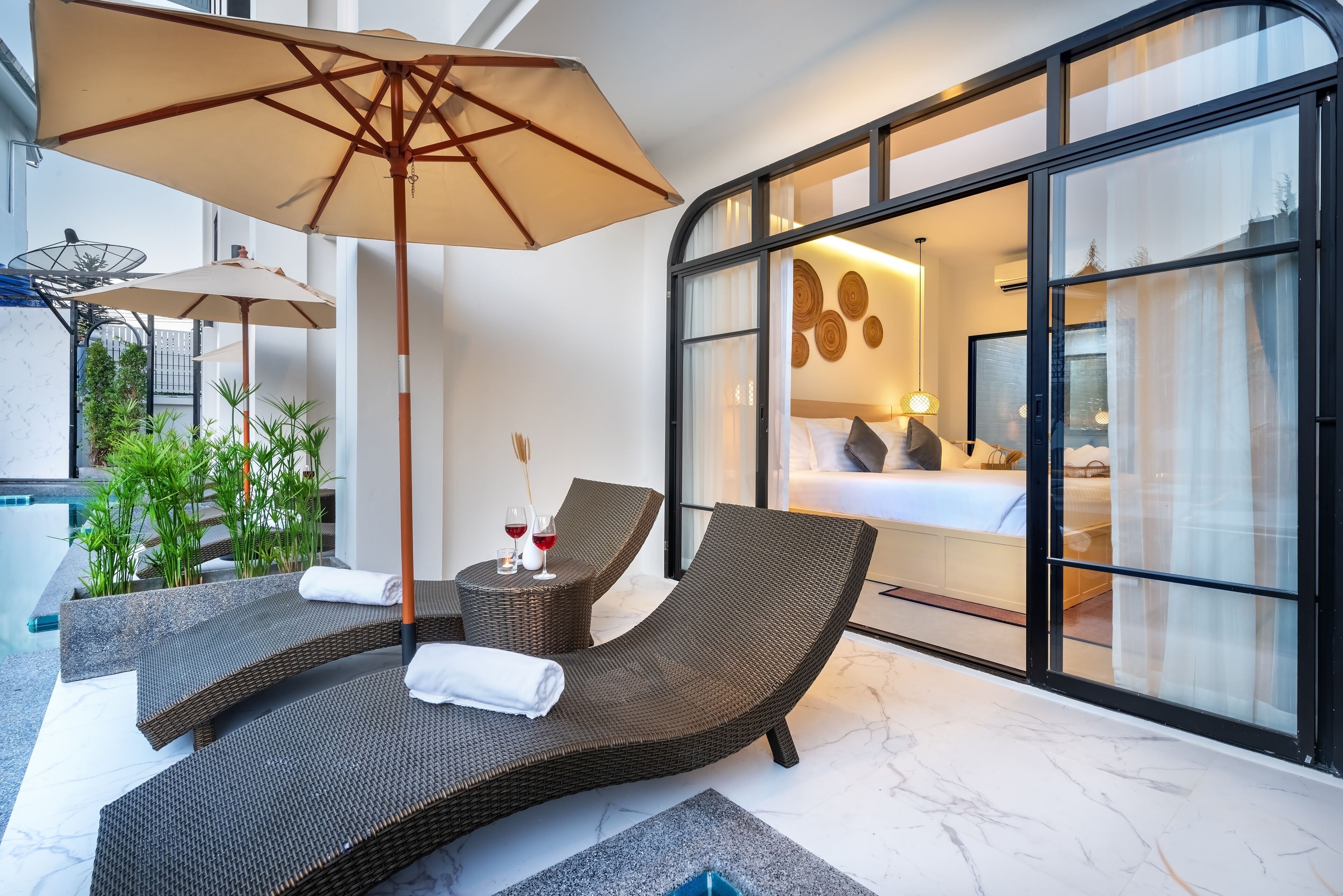 Deluxe Double Room, Pool Access | Minibar, in-room safe, blackout drapes, WiFi (free)