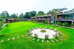 Property grounds - Baan Boom Boxes (Koh Samui)