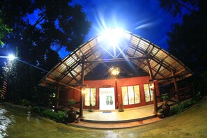 Reception hall