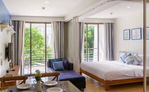 Living area - Baan San Kraam By Favstay (Cha-am)