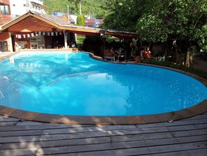 Alberca al aire libre