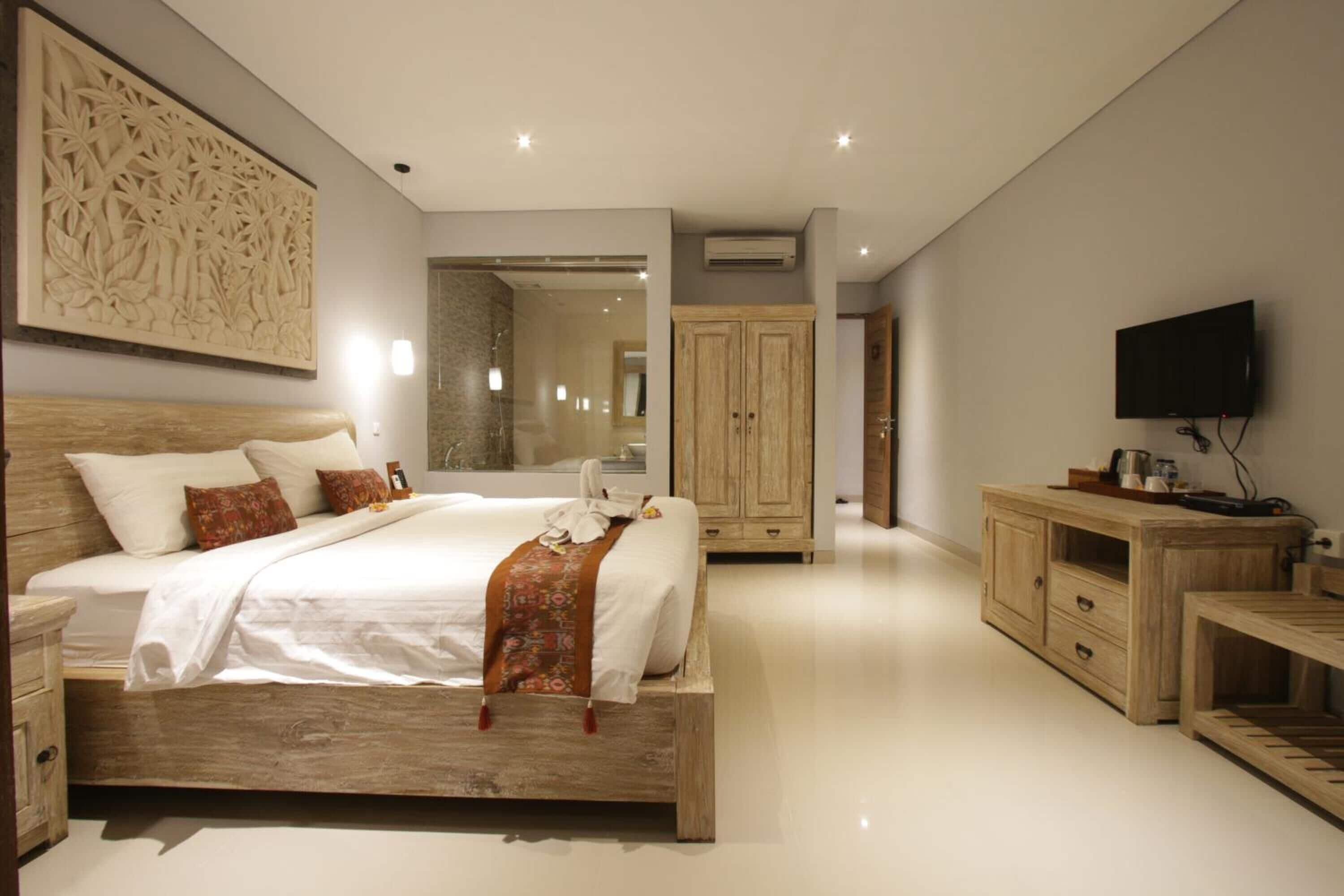 客房内保险箱、办公桌、隔音、折叠床/加床（额外收费）