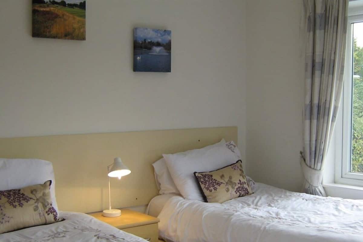 Double Room, Ensuite (Lilac)