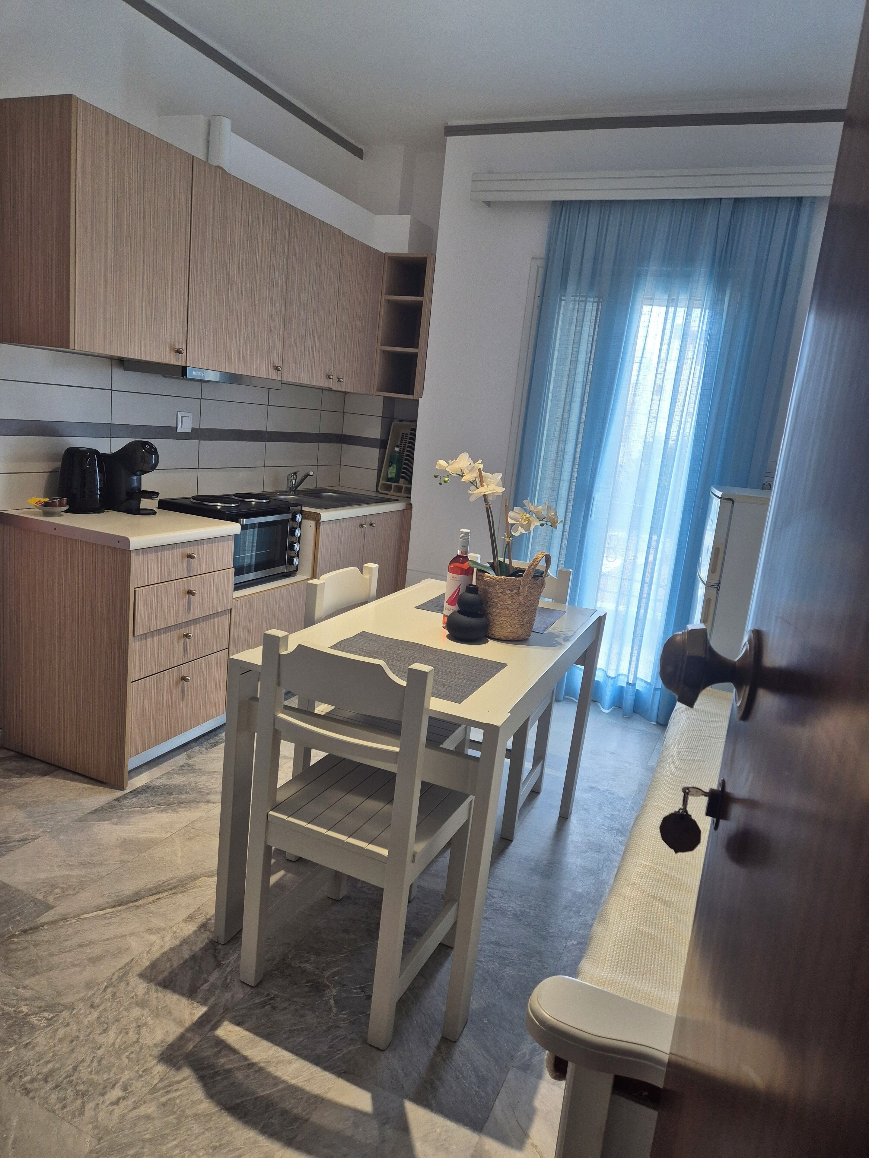 Classic Apartment, 1 Bedroom | Egyptian cotton sheets, premium bedding, in-room safe, desk