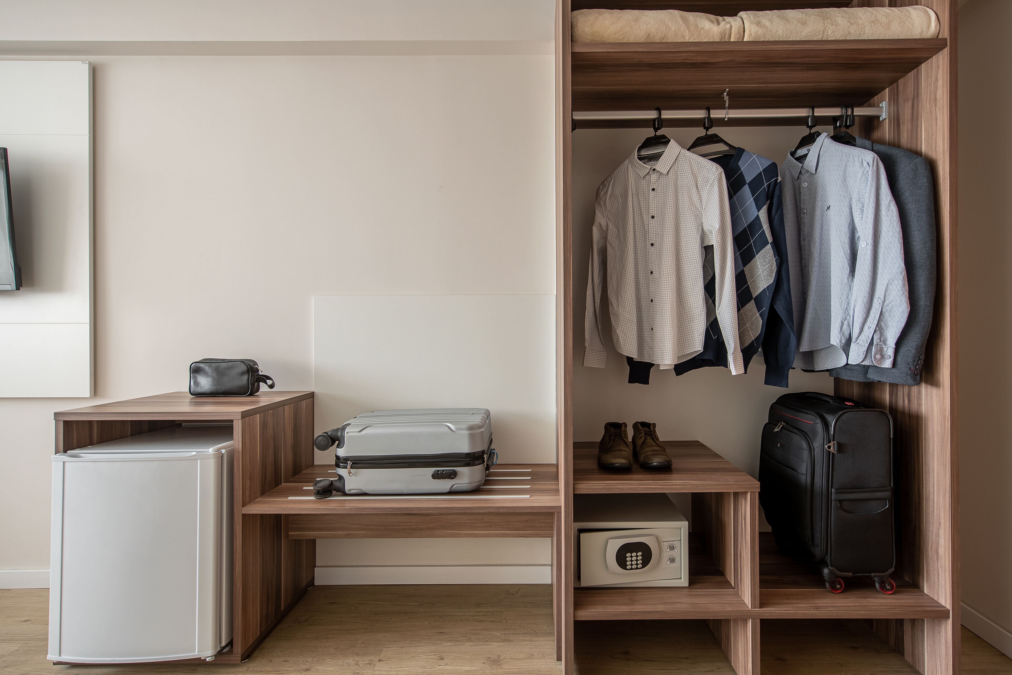 minibar, in-room safe, desk, blackout curtains