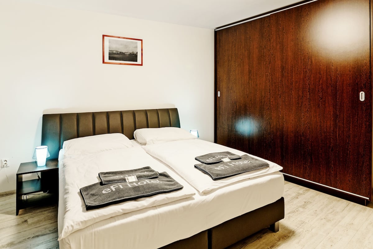 Departamento Deluxe (Grand Duplex) | 2 habitaciones, caja de seguridad en la habitación y escritorio