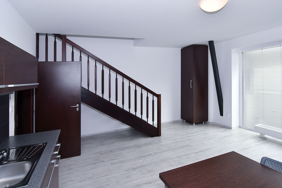 deluxe apartment (duplex) | 2 bedrooms, in-room safe, desk, laptop workspace