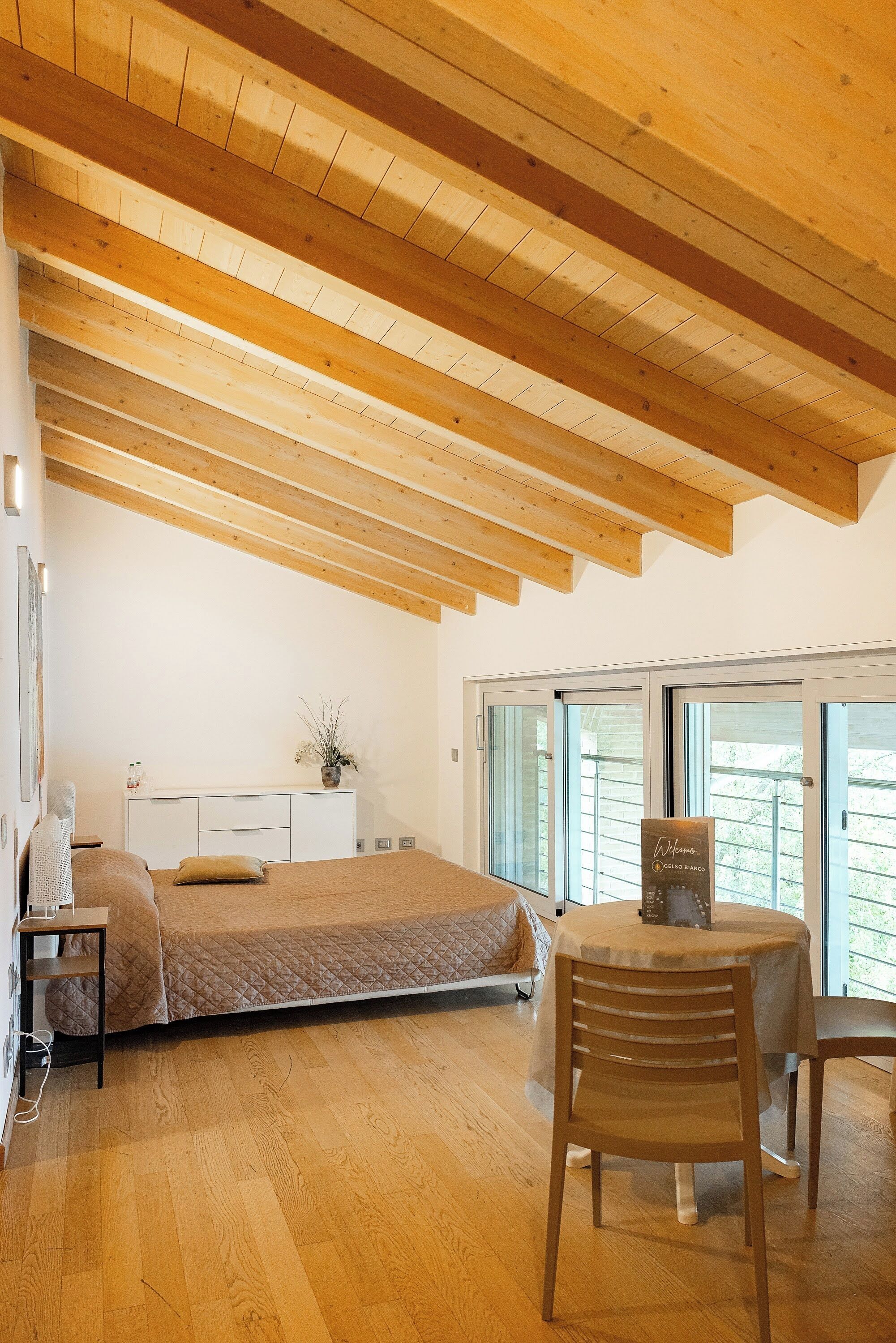 Egyptian cotton sheets, premium bedding, blackout curtains, free WiFi