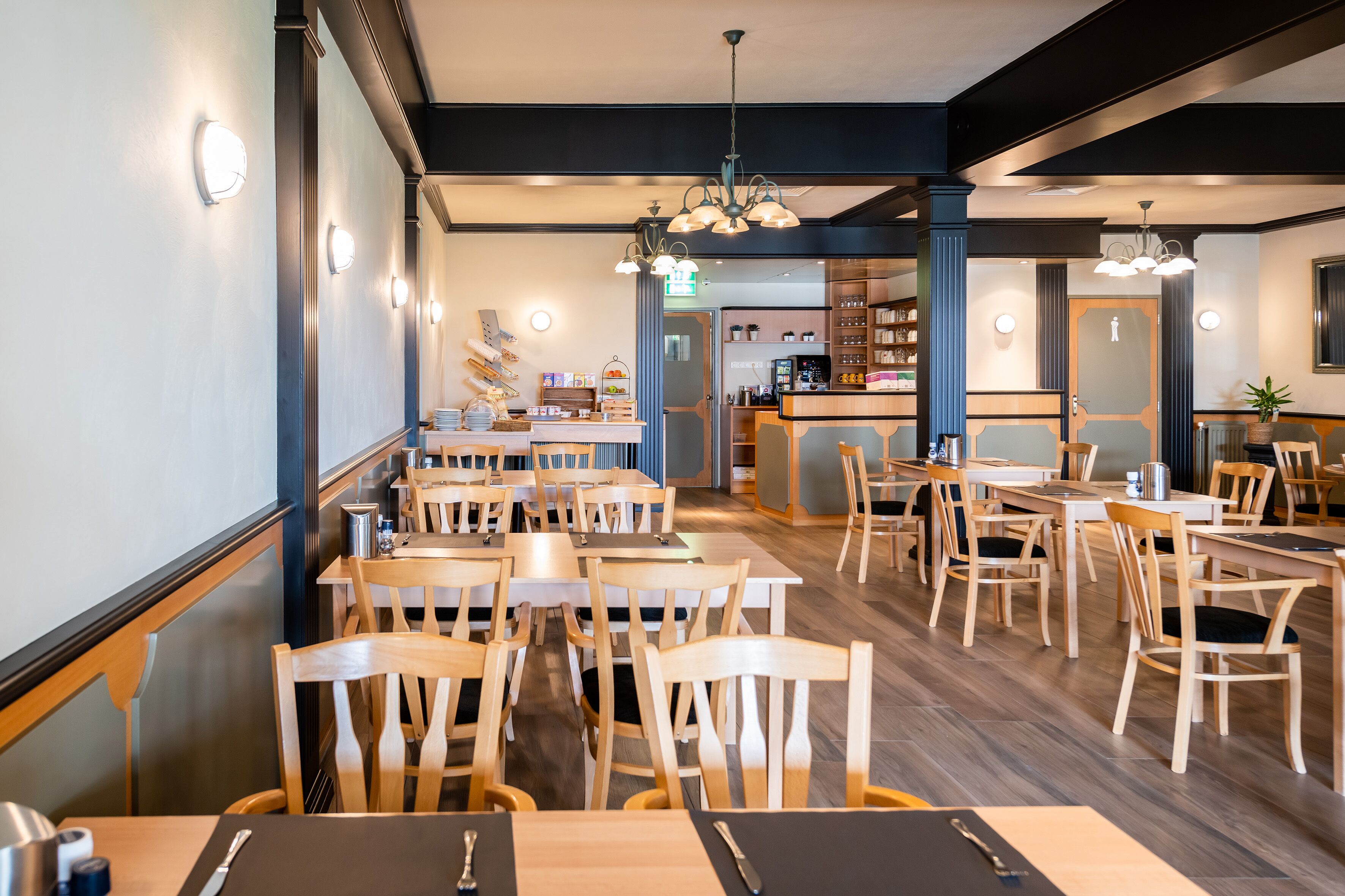 Serveert lunch en diner, Franse gerechten