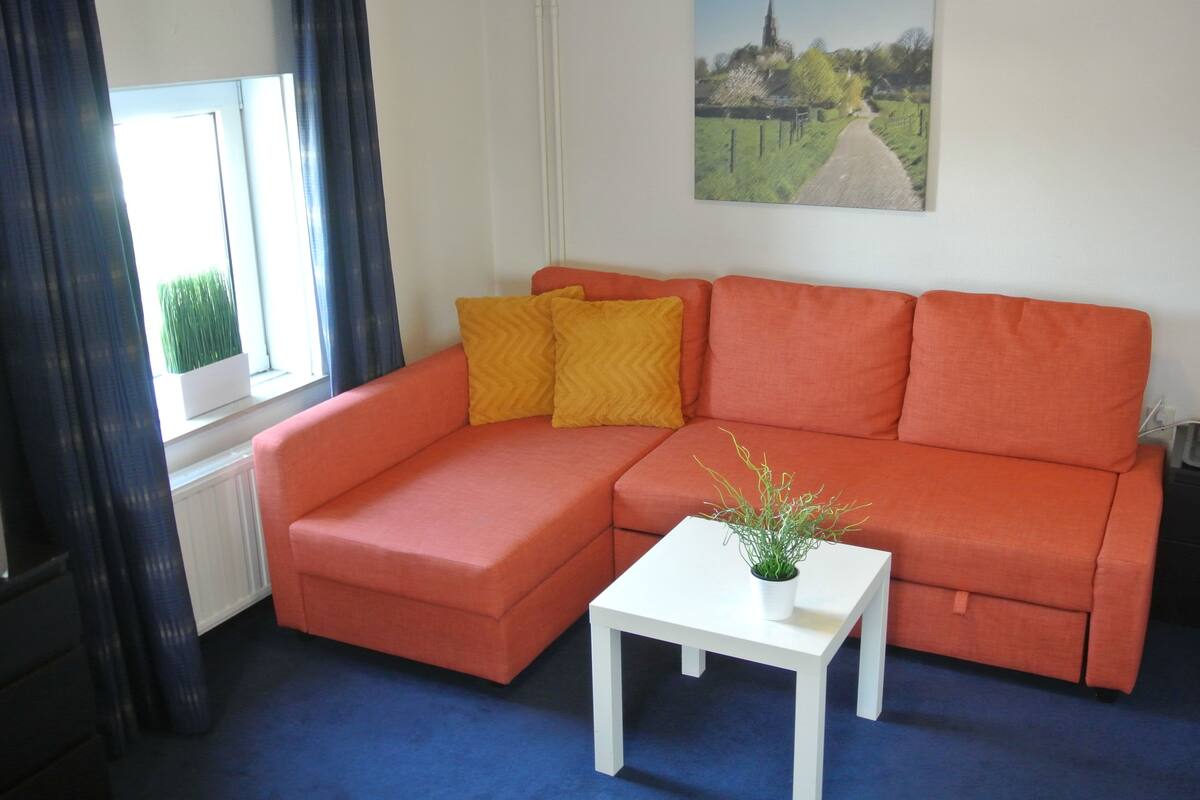 Desk, blackout curtains, free WiFi, bed sheets