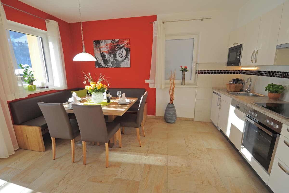Classic Apartment, 2 Bedrooms, Mountain View, Mountainside (cleaning fee 105 EUR) | Private kitchen | Full-sized fridge, microwave, oven, stovetop