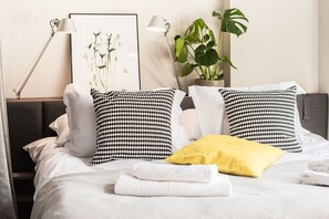 Egyptian cotton sheets, premium bedding, in-room safe