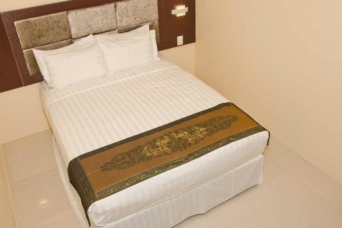 free minibar, in-room safe, individually furnished, desk