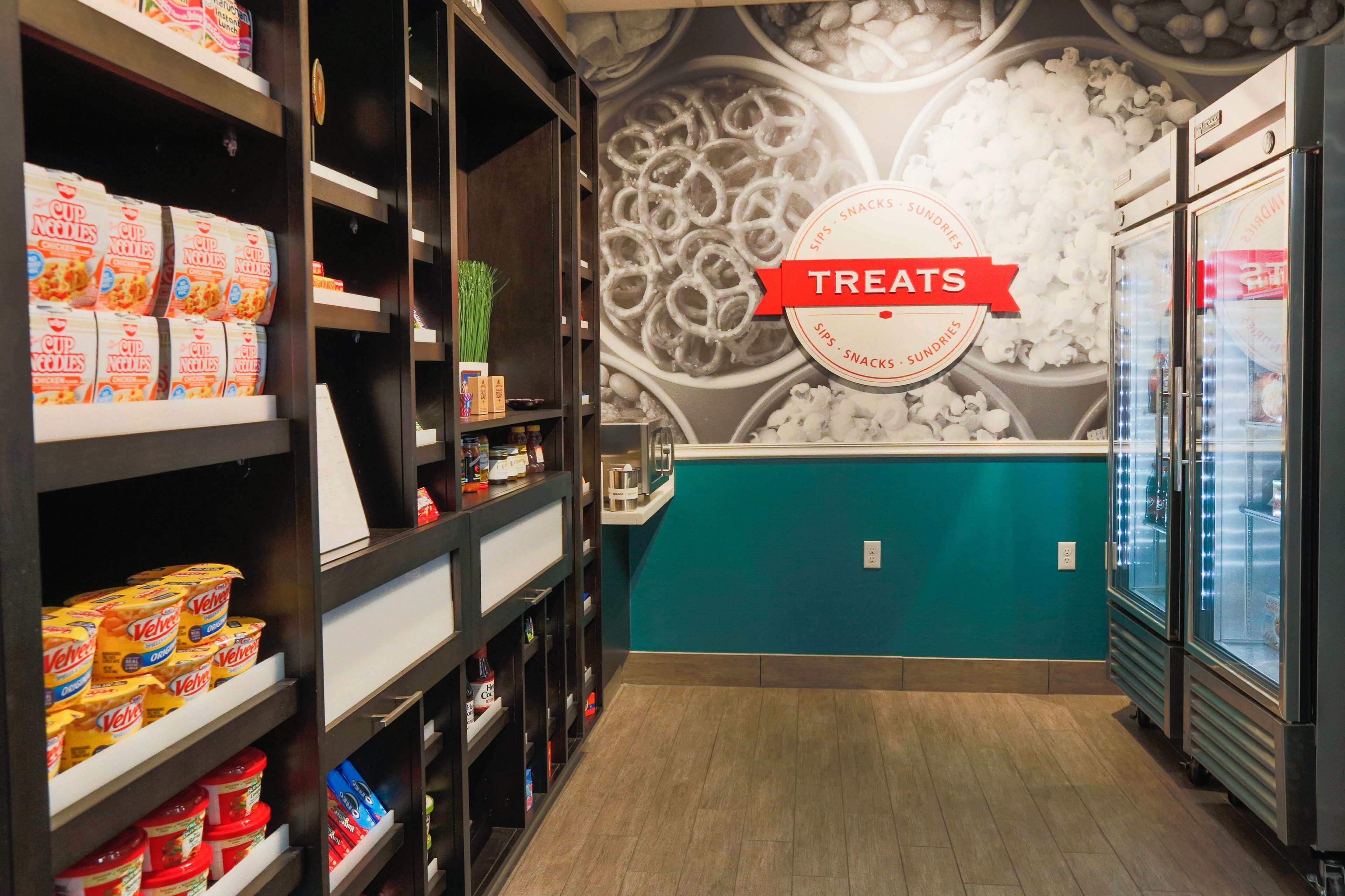 Snack bar